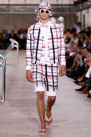 Moncler Gamme Bleu / - 2010